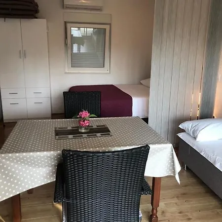 Grapevine Apartament